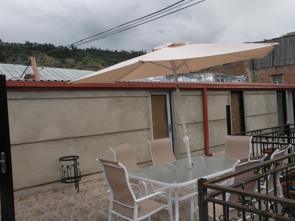 Hotel Nice House Tbilisi Exterior photo